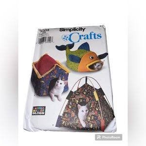 Vintage - Simplicity Crafts Longia Miller 9004 Cat Bed/Houses - Uncut.